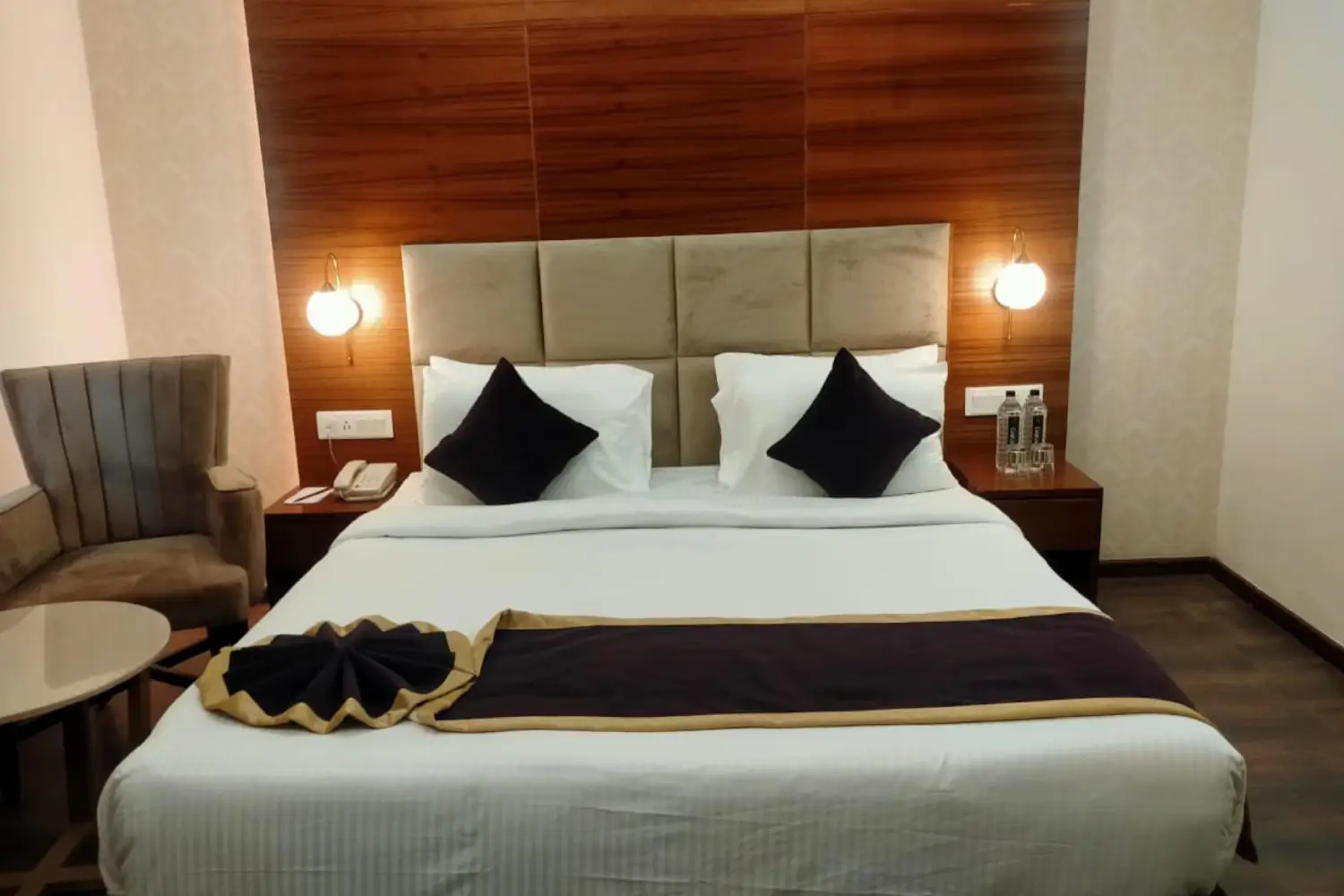 Krinoscco Hotel Ayodhya