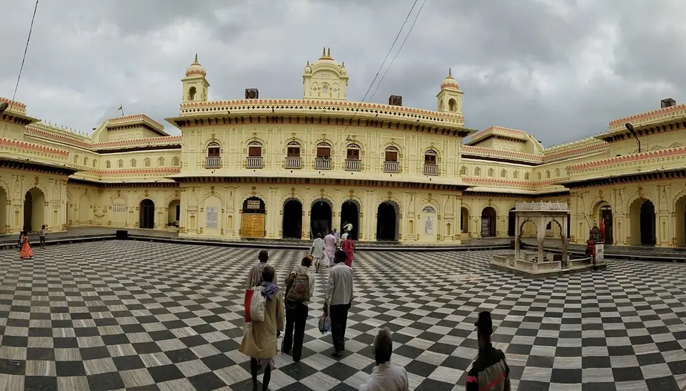 Where to Stay in Ayodhya - 2026 Accommodation Guide
